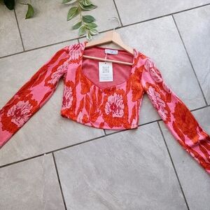 SILHOUETTE STYLEZ - Zara Inspired Long sleeve crop top